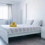 Ocean בית הארחה